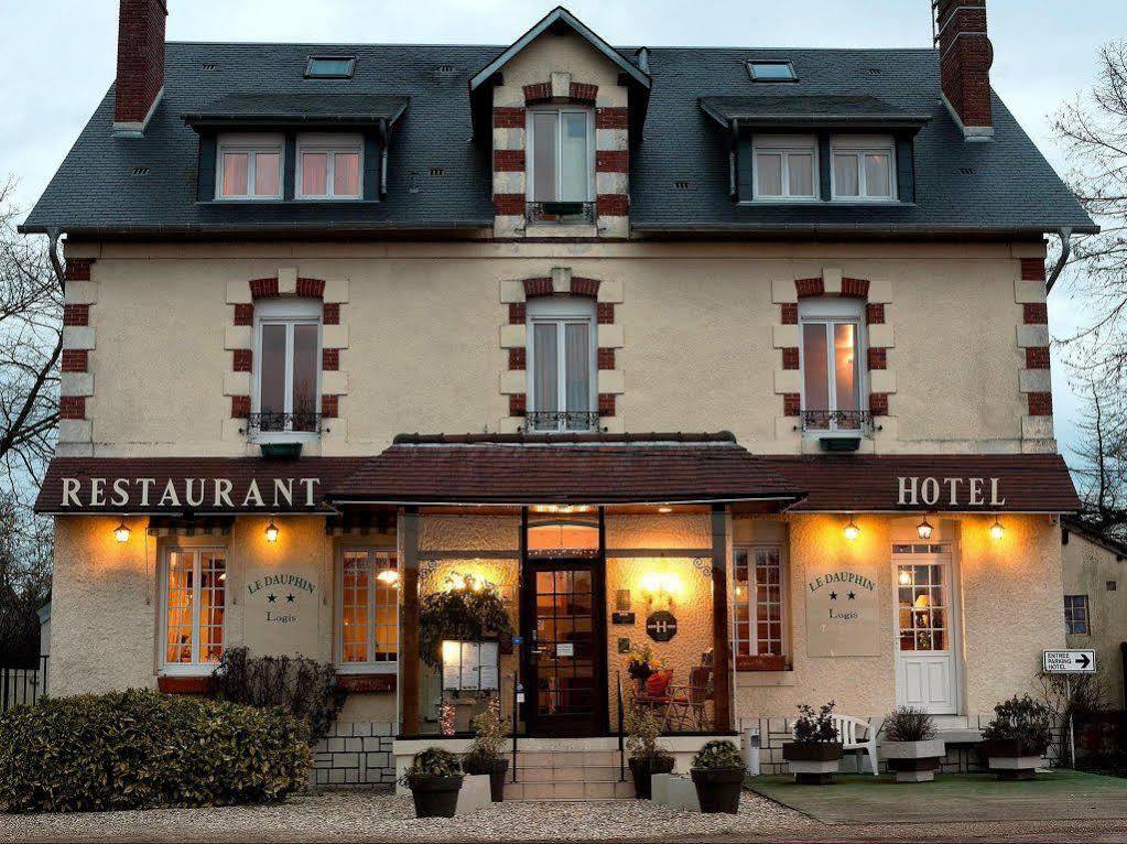 Logis Hôtels Restaurant Le Dauphin Salbris Exterior foto